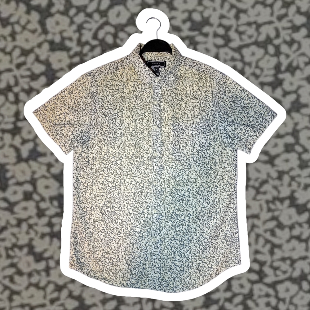 Forever 21 - 21 MEN Monochrome Floral Button-Down Shirt